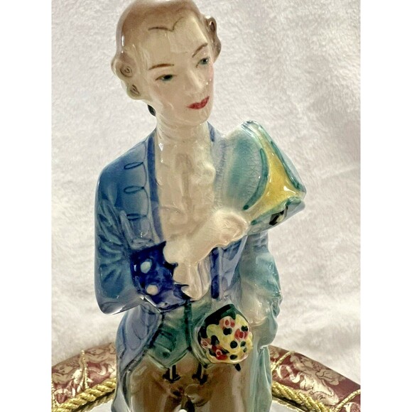 Goldcrest Creation "Rendezvous" by P. Porcher – Figurine #812 – 8.5" Tall - Picture 3 of 11